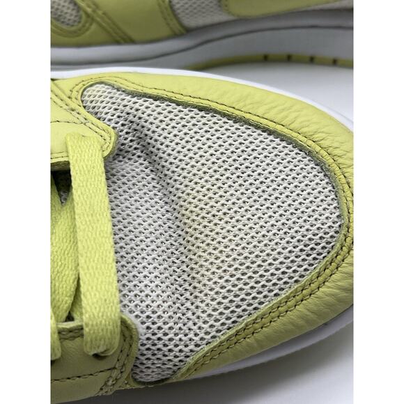 Air Jordan 1 Low Limelight Women’s Size 8 Dh9619-103 Line Green & White EUR39 - Picture 16 of 16